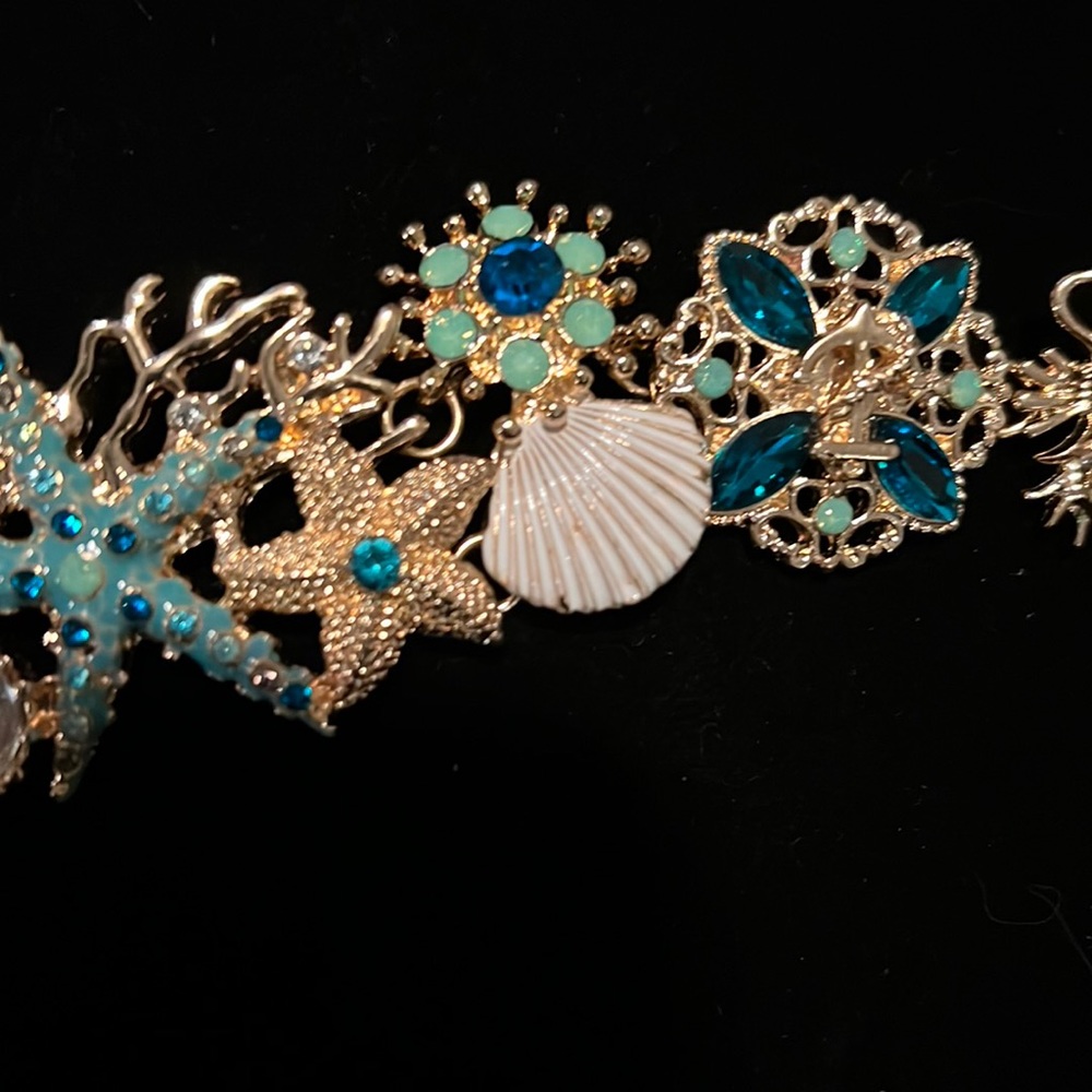 Starfish gorgeous beach themed bracelet NWT - Picture 3 of 6